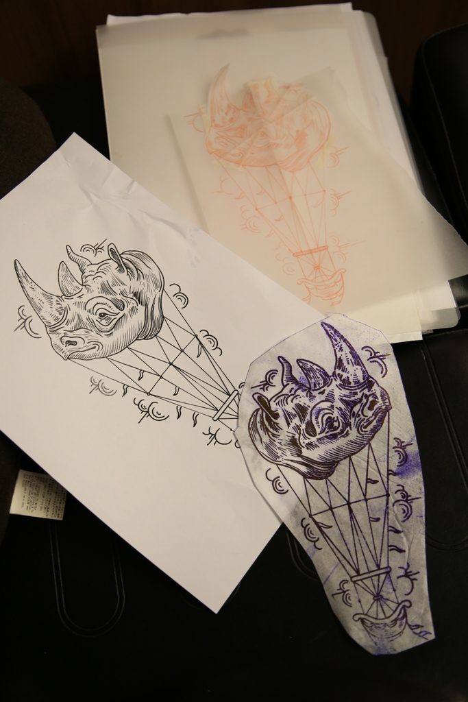 Her er Ciscos skisser og "blåkopi". Foto: Erik Valebrokk