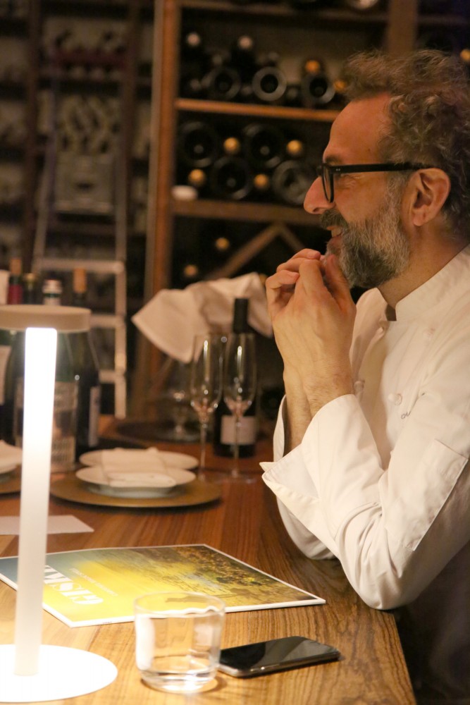 Massimo er lidenskapelig opptatt av både mat, musikk og kunst, og for ham henger alt sammen. Foto: Helle Øder Valebrokk