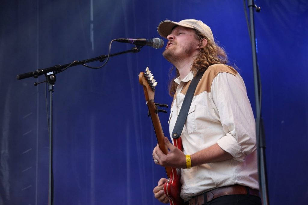 Nu jävlar! Daniel Norgren kan spille gitar, for å si det forsiktig. Foto: Erik Valebrokk