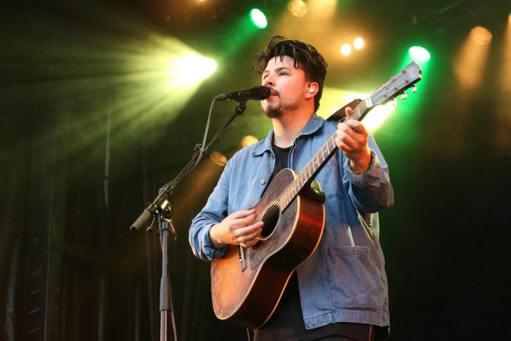 Jamie Woon ga oss litt sårt tiltrengt musikalsk solskinn i regnet. Foto: Erik Valebrokk
