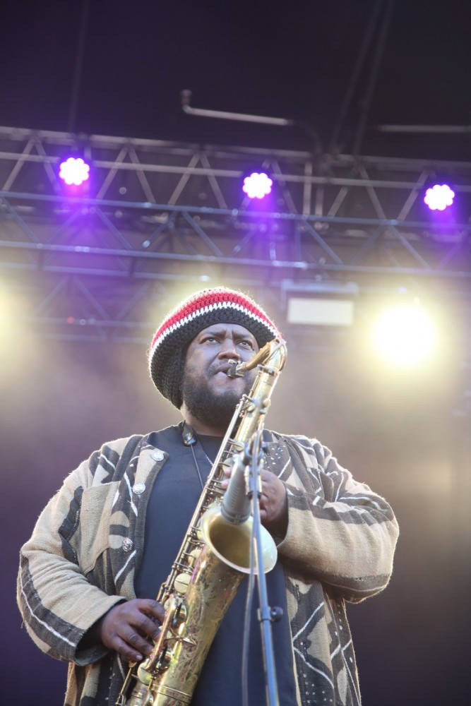 Kamasi Washington og bandet hans spilte alt remmer og tøy kunne holde. Foto: Erik Valebrokk