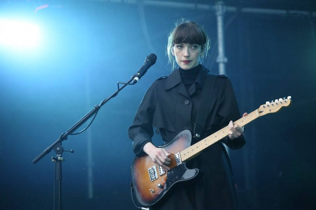 Elena Tonra er frontfigur i engelske Daughter. Foto: Erik Valebrokk