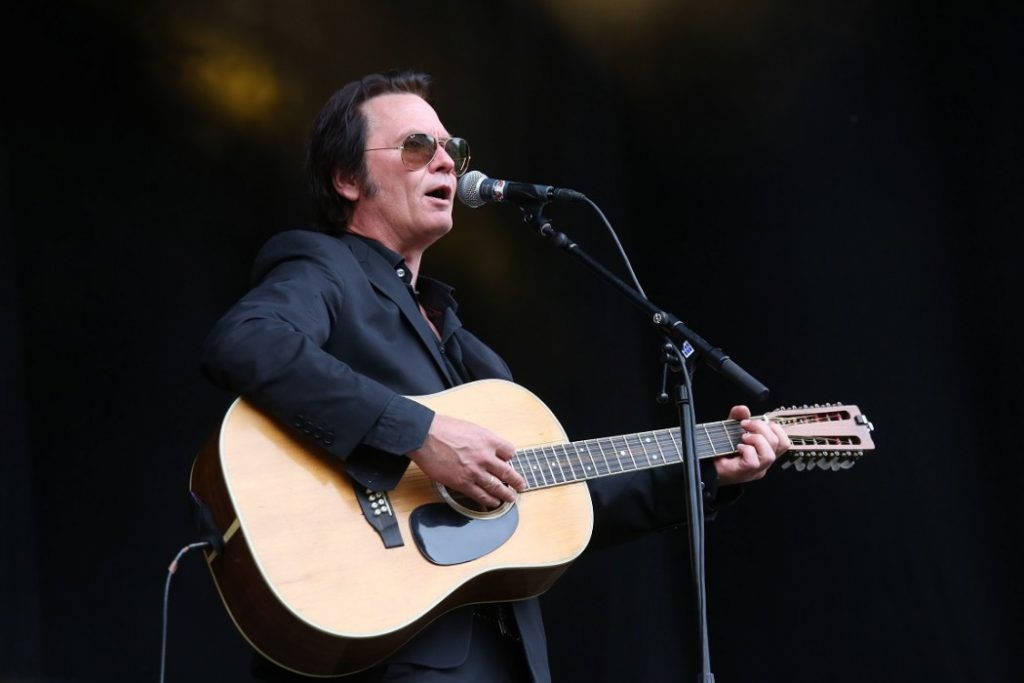 Paal Flaata er vel strengt tatt Norges beste mannlige sanger, eller? Foto: Erik Valebrokk