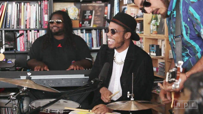 Gutta som kan spille. Foto: NPR