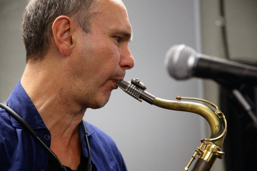 Bendik gir jernet. Bokstavelig talt. Foto: Erik Valebrokk