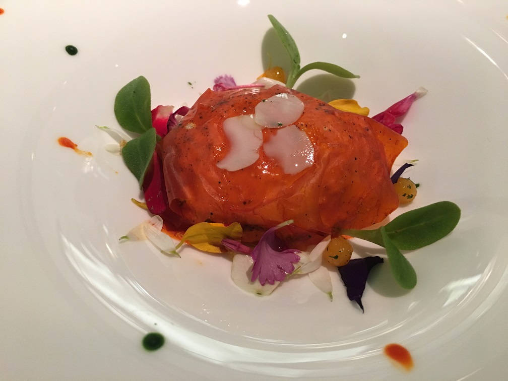 Det er ingen tvil om at estetikken står i høysetet på Arzak, men det gjør heldigvis de gode smakene også. Foto: Erik Valebrokk