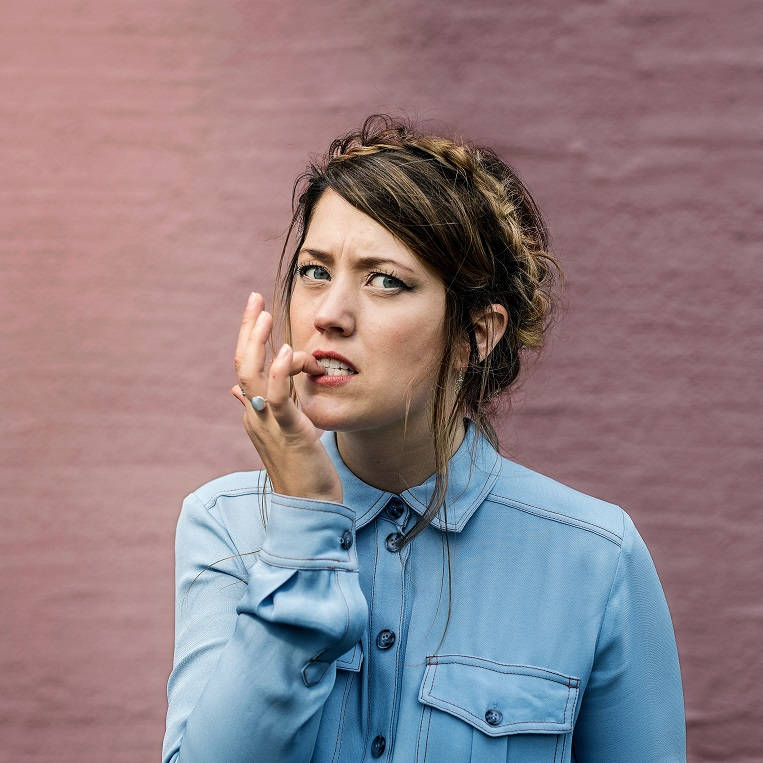 Første uvane: Stine Andreassens neglebiting. Foto: Margit Selsjord