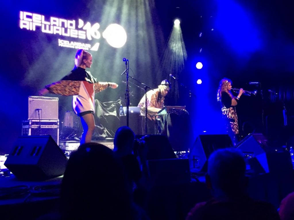 AbamAdamA sørget for skikkelig feststemning. Foto: Erik Valebrokk