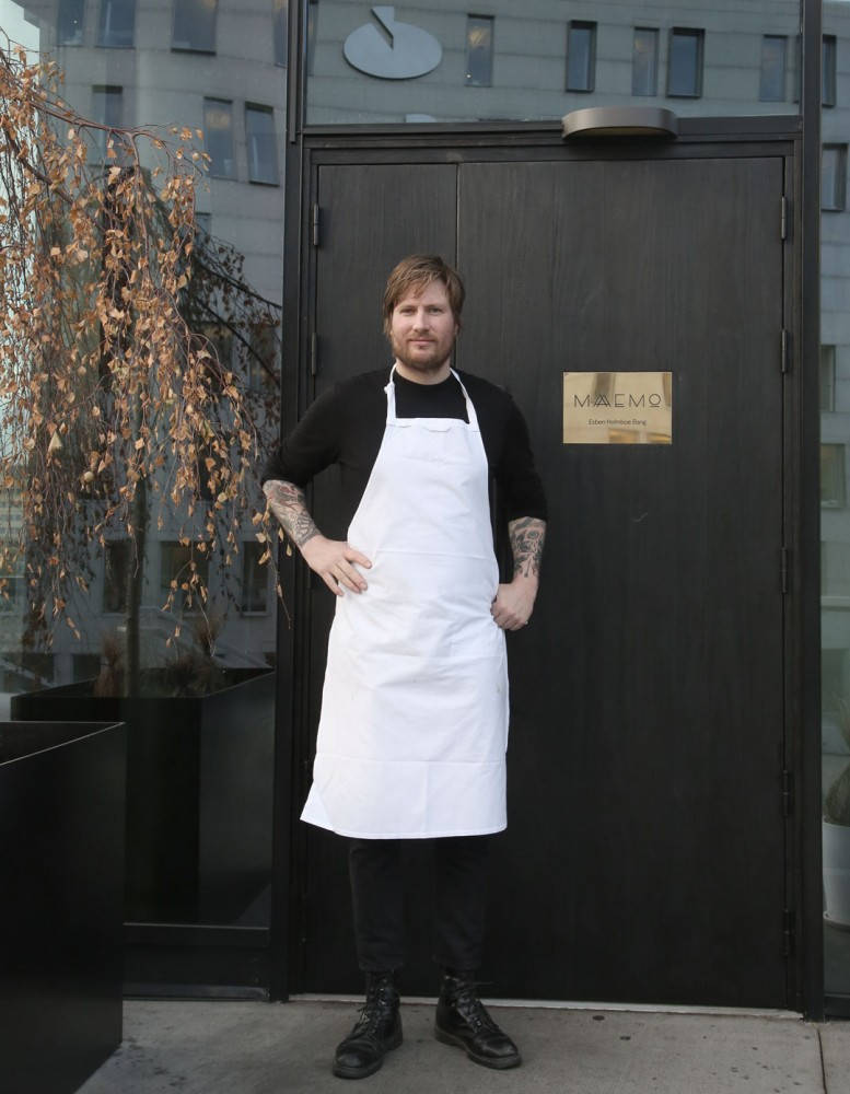 Velkommen inn til Maaemo. Et besøk hos Esben og teamet hans koster, men det er en opplevelse du neppe noen gang vil glemme. Foto: Erik Valebrokk