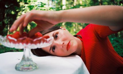 Kaspara debuterer med en nydelig EP, Ferske bringebær. Foto: Anna Berg