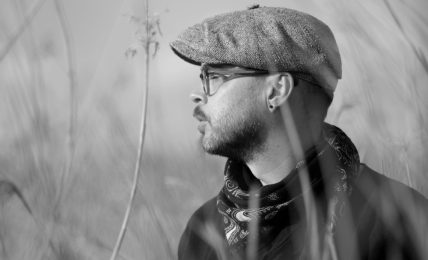 Kristian Kaupang gir nå ut den fantastiske singlen «Hi». Foto: Kai Hansen