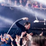 En konsert med The Dogs er ikke kjedelig og kan være som en treningsøkt i seg selv, i det minste for frontmann Kristopher Schau. Foto: Per-Otto Oppi Christiansen