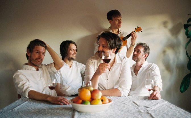 Alle bør høre det nye norske bandet Valleypolicella. De er representert på spillelisten med fantastiske «Met A Girl». Foto: Henrik Aspeflaten