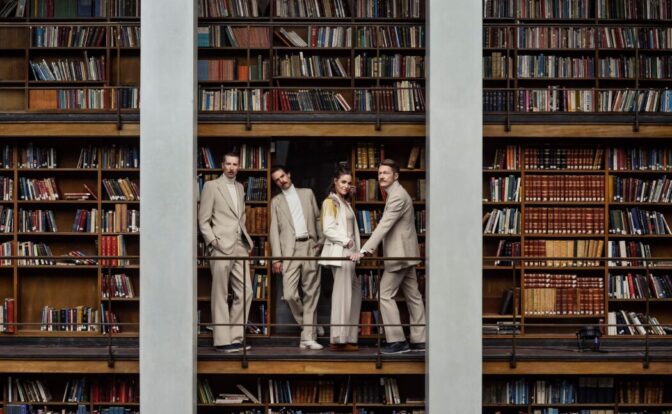 Darling West har gitt ut den nydelige singlen «Old Man». Foto: Solveig Selj