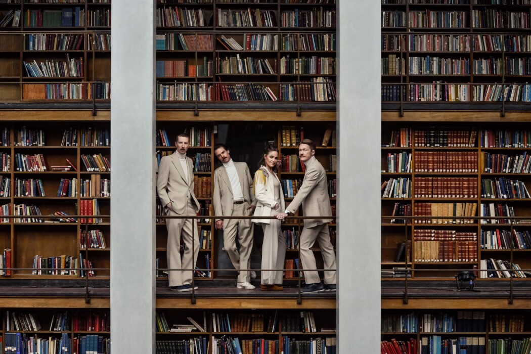 Darling West har gitt ut den nydelige singlen «Old Man». Foto: Solveig Selj