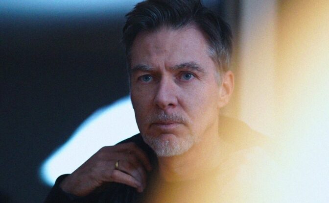 Tom Haavardstun alias Haavard Mota debuterer med en usedvanlig sterk samling sanger. Foto: Shane Colvin