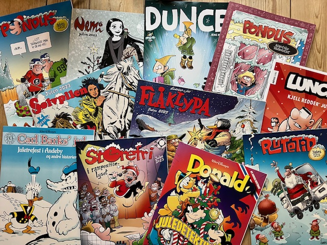 Denne buketten med julehefter er vel verdt å gå til innkjøp av. Foto: Erik Valebrokk