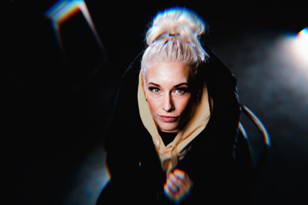 Kine Nesheims «Ein aen gong» fra platen av samme navn er hørt av altfor få mennesker. Du finner den på denne utsøkte spillelisten. Foto: SUS Plater/ABC Studio