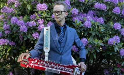 Geir Sundstøl har laget månedens fineste nye plate med nydelige Sakte film. Foto: Raymond Mosken